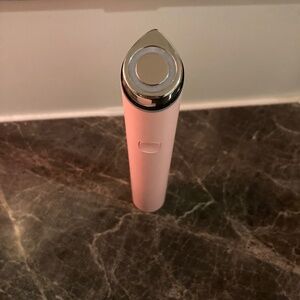 Medicube booster mini skincare tool